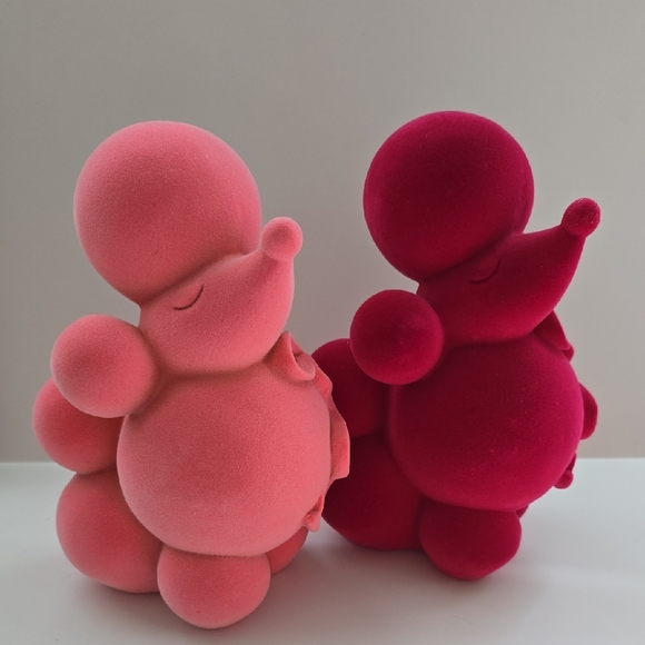 New 2 Flocked Poodle Tabletop Decoration Ashland Berry Jolly Collection - Picture 2 of 7